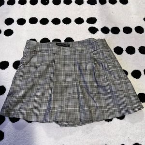 Zara women plaid skort check M